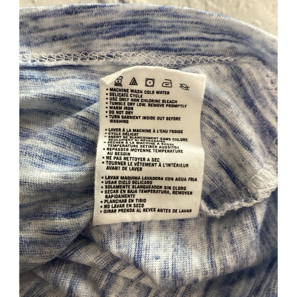 New Era T-Shirt Women's Size XS Color Blue Red Chicago Cubs V-Neck MLB Tee - Picture 6 of 8